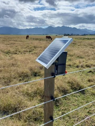 JVA SV20Li Solar Electric Fence Energizer 2 Joule thumbnail 2